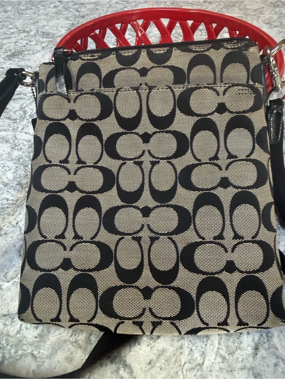 Coach Signature Crossbody - Picture 5 of 11